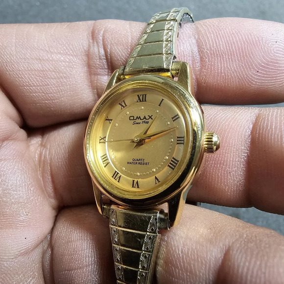 QMAX Ladies Quartz Gold Tone Fashion Watch Working Roman Dial Water Resistant sh - Picture 7 of 10